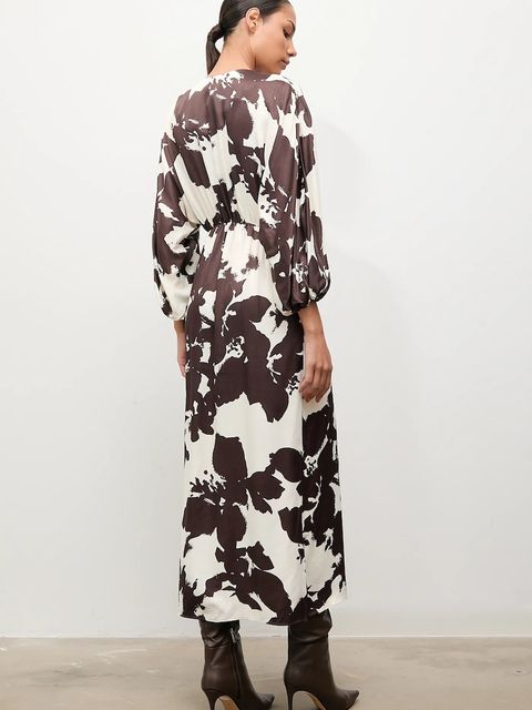 Answear.LAB sukienka kolor beżowy maxi rozkloszowana - zdjęcie produktu nr 2