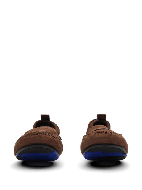 Burberry logo plaque loafers - Brown