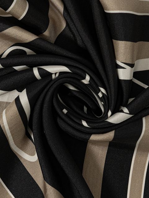 Tommy Hilfiger apaszka jedwabna damska kolor czarny wzorzysta AW0AW17967