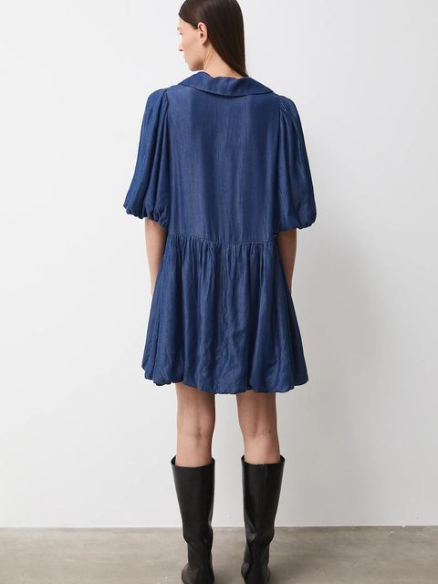 Medicine sukienka jeansowa kolor granatowy mini oversize