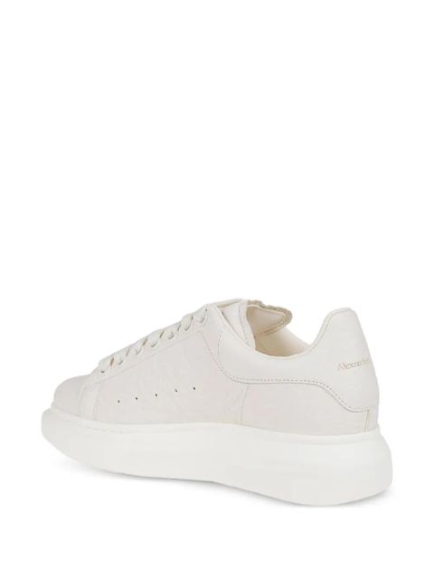 Alexander McQueen Oversized leather platform sneakers - Neutrals