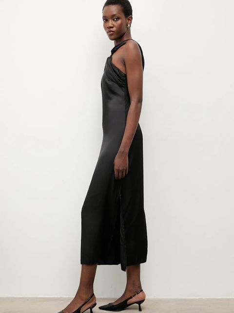 Answear.LAB sukienka kolor czarny midi prosta