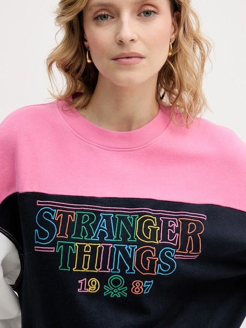 United Colors of Benetton bluza bawełniana dziecięca x Stranger Things damska kolor granatowy wzorzysta 33NVD10BB