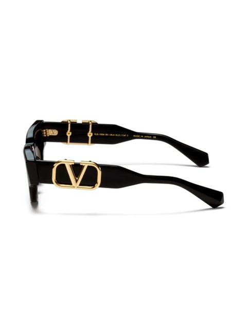 VALENTINO GARAVANI EYEWEAR VLogo Signature cat-eye frame sunglasses - Black