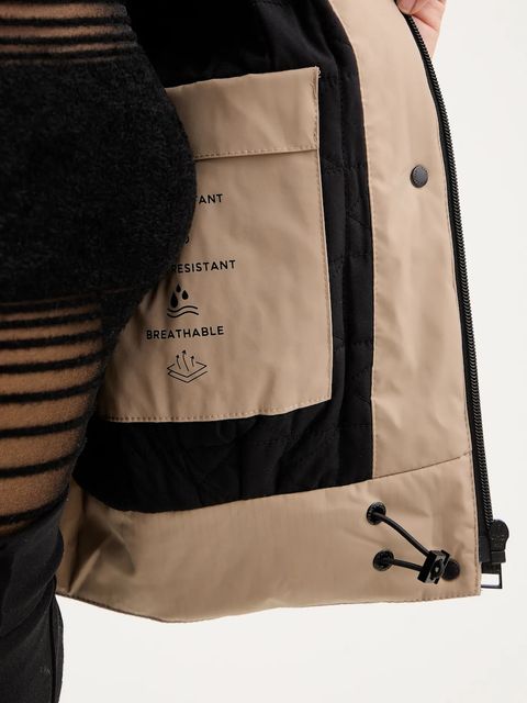 Karl Lagerfeld kurtka IKON kolor beżowy przejściowa LWEMP606