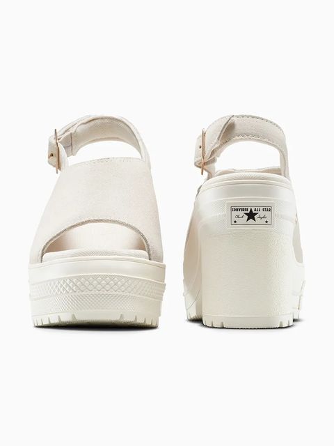 Converse sandały zamszowe Chuck 70 De Luxe Heel Mule damskie kolor biały na słupku A15070C - zdjęcie produktu nr 2