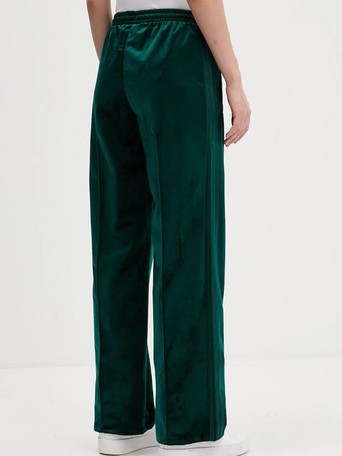 adidas Originals spodnie dresowe welurowe Velvet Tp damskie z aplikacją JV7509