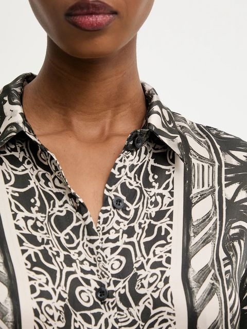 Answear.LAB koszula damska kolor czarny regular z kołnierzykiem klasycznym