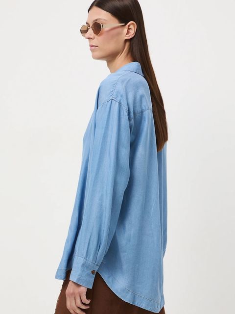 Medicine koszula damska kolor niebieski relaxed z kołnierzykiem klasycznym