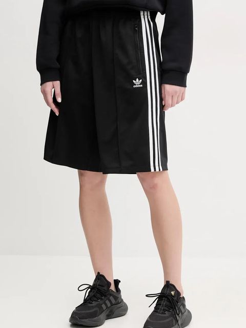 adidas Originals szorty Firebird damskie kolor czarny z aplikacją high waist JD0286 - zdjęcie produktu nr 1