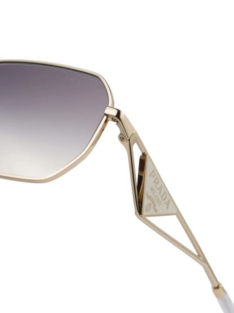 Prada Eyewear triangle-logo rectangle-frame sunglasses - Gold - zdjęcie produktu nr 2