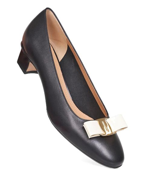 Ferragamo vara bow almond ballet flats - Black