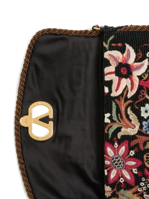 Valentino Garavani small Vain Soft embroidered shoulder bag - Black