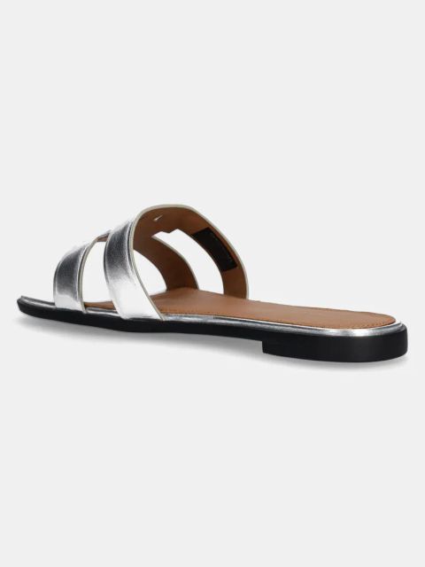 Tommy Hilfiger klapki skórzane TH LOGO STRAP METALLIC MULE damskie kolor srebrny FW0FW08676