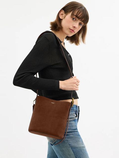 Coach torebka zamszowa Suede Bleecker Bucket 21 kolor brązowy CCW84