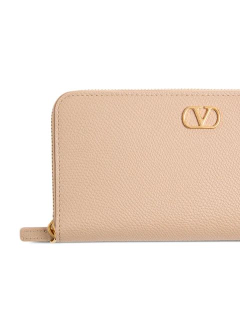 Valentino Garavani VLogo Signature zip wallet - Neutrals