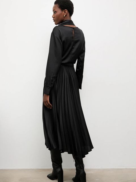 Answear.LAB sukienka kolor czarny maxi rozkloszowana - zdjęcie produktu nr 2