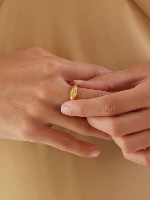 Monica Vinader Guiding Star signet ring - Gold