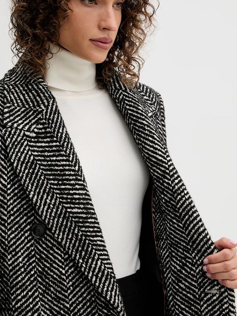 BOSS Orange płaszcz z dodatkiem wełny kolor czarny 50548092