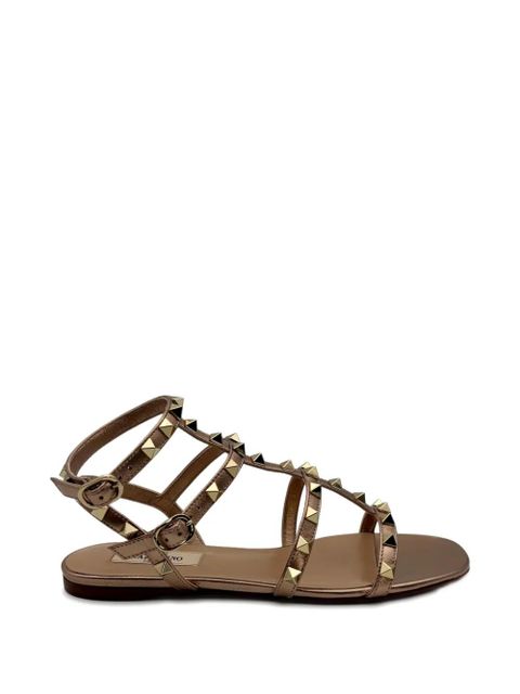 Valentino Garavani Rockstud studded strap sandals - Brown - zdjęcie produktu nr 1