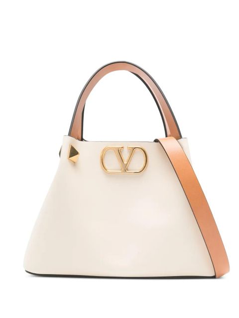 Valentino Garavani stud logo-plaque shoulder bag - Neutrals - zdjęcie produktu nr 1