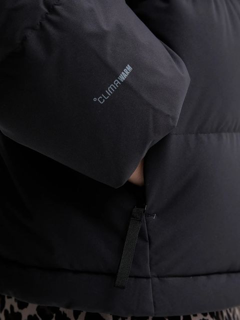 adidas kurtka puchowa Helionic kolor czarny zimowa oversize JN2087