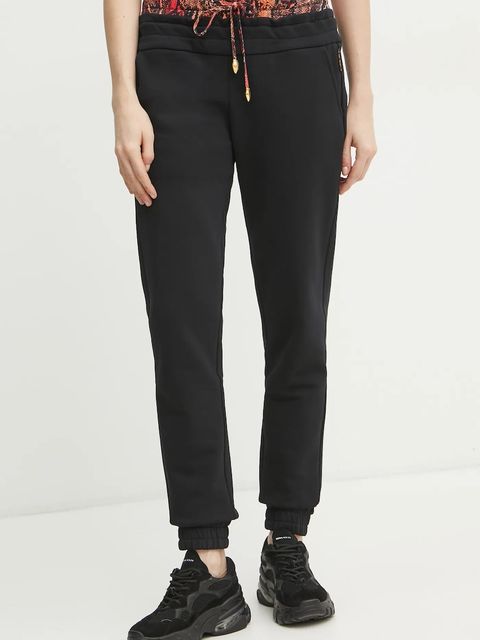 Just Cavalli spodnie dresowe damskie kolor czarny z nadrukiem 78PAAE01 CF100 - zdjęcie produktu nr 1