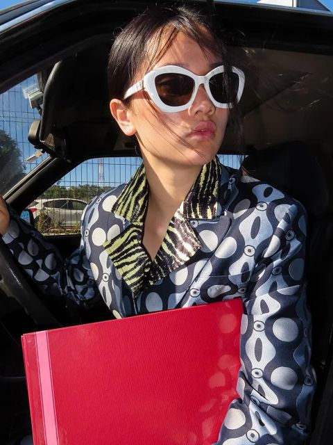 Saint Laurent Eyewear cat-eye tinted sunglasses - White - zdjęcie produktu nr 2