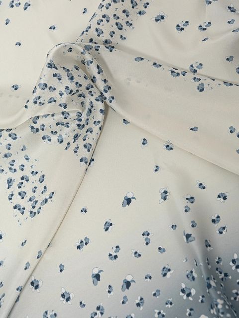 MICHAEL Michael Kors chusta jedwabna damska kolor niebieski wzorzysta 540207