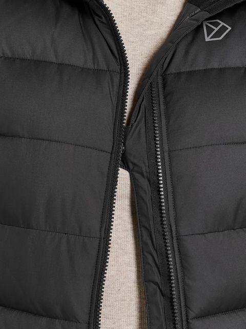 Didriksons kurtka TEJLA kolor czarny zimowa 505887