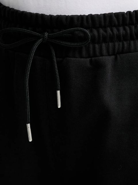 Calvin Klein spodnie dresowe damskie kolor czarny z aplikacją LV044D205G - zdjęcie produktu nr 2