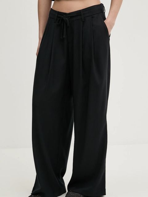 Hollister Co. spodnie - zdjęcie produktu nr 1