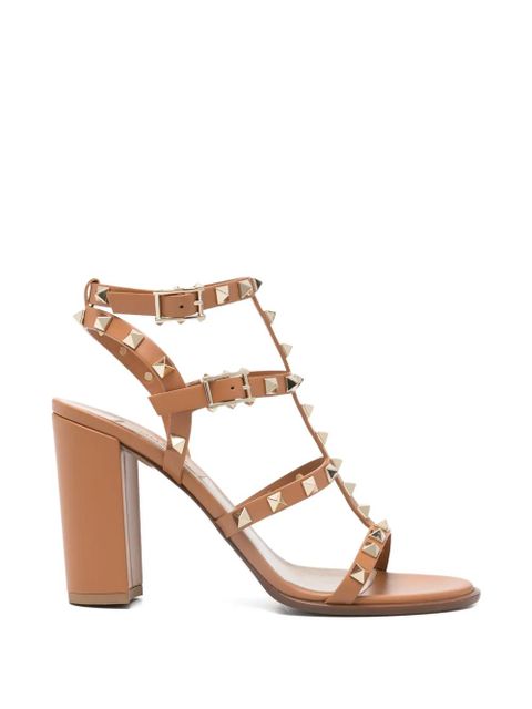 Valentino Garavani Rockstud buckled heeled sandals - Brown - zdjęcie produktu nr 1