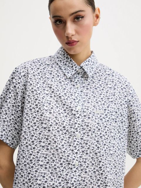 Guess Jeans koszula bawełniana damska kolor biały relaxed z kołnierzykiem klasycznym W5GH98 WH8R1