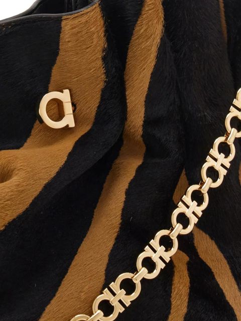 Ferragamo medium animal-print Gancini-pin shoulder bag - Black