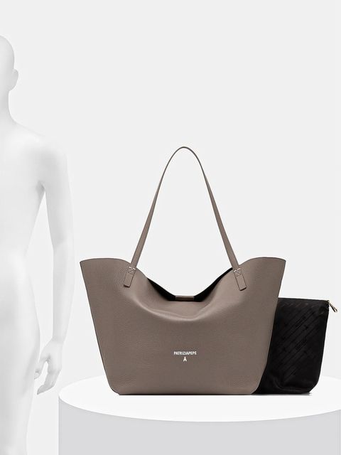 Patrizia Pepe torebka skórzana kolor granatowy 2B0130 L148