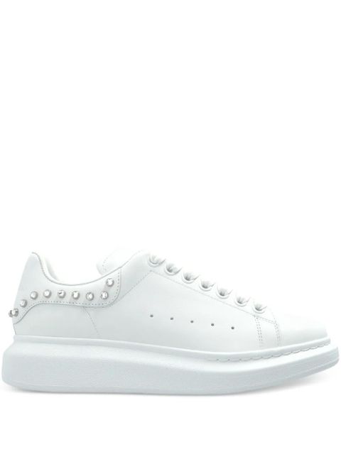 Alexander McQueen Oversized stud-embellished sneakers - White - zdjęcie produktu nr 1