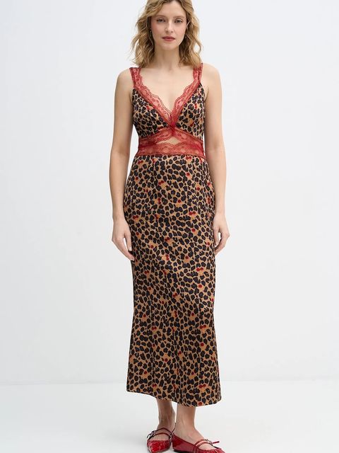 Never Fully Dressed sukienka Cherry Mimi kolor brązowy maxi dopasowana NFDDR3266 - zdjęcie produktu nr 1