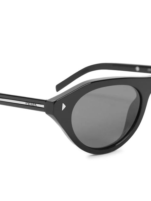 Prada Eyewear cat-eye sunglasses - Black - zdjęcie produktu nr 2