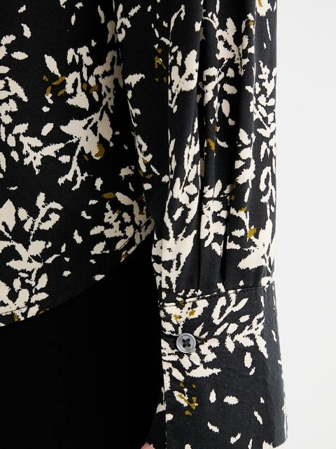 Marc O'Polo koszula damska kolor czarny regular z kołnierzykiem klasycznym 509098842295 - zdjęcie produktu nr 2