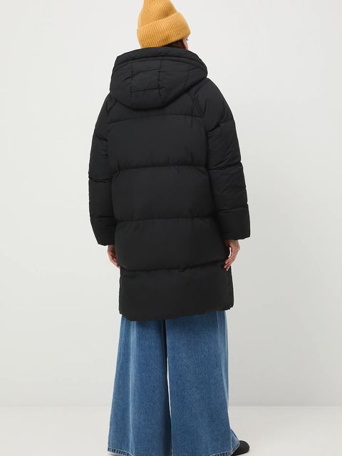 Medicine płaszcz puchowy kolor czarny