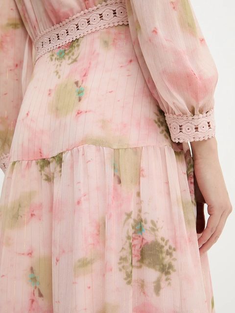 Answear.LAB sukienka kolor różowy maxi rozkloszowana