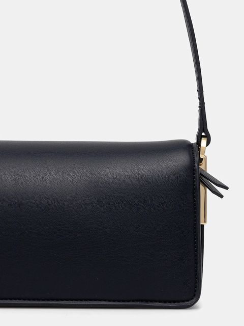 Tommy Hilfiger torebka kolor granatowy AW0AW18028