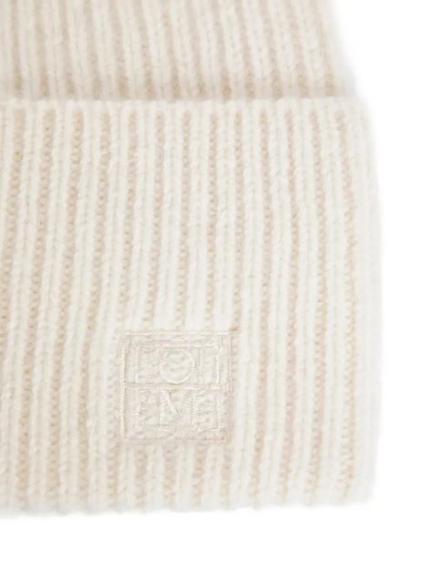 TOTEME embroidered-logo ribbed beanie - Neutrals
