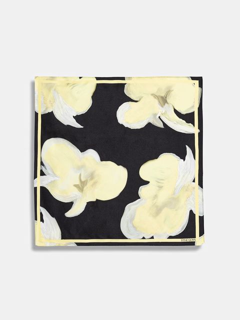 Stine Goya apaszka jedwabna damska kolor żółty wzorzysta SG-PS26-A010-2287 - zdjęcie produktu nr 1