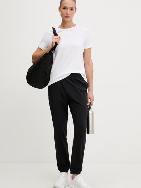 On spodnie dresowe damskie Focus - zdjęcie produktu nr 1