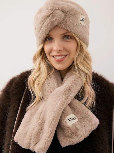 Bizuu szalik FLUFFY damski kolor beżowy gładki FLUFFY BEŻOWY AW - zdjęcie produktu nr 1