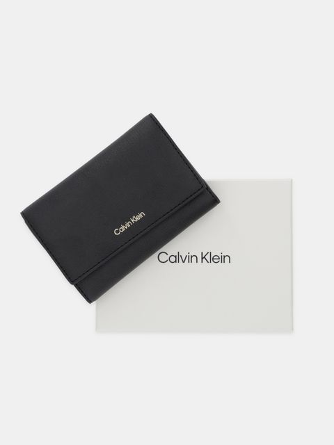 Calvin Klein portfel damski kolor czarny LV04F1117G