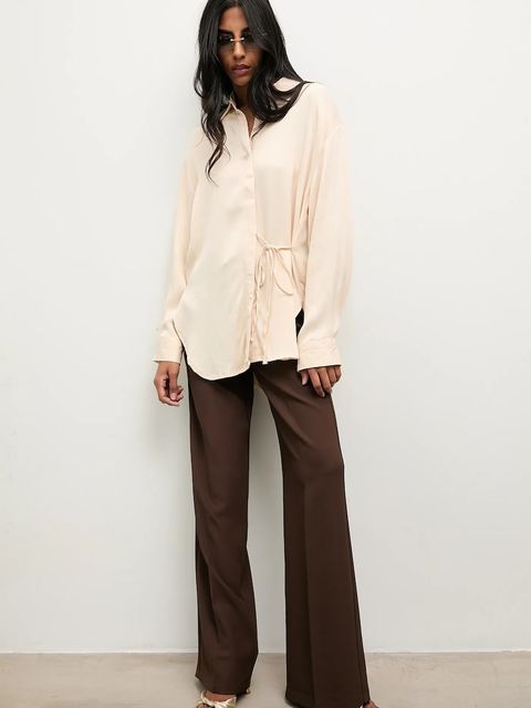 Answear.LAB koszula damska kolor beżowy relaxed z kołnierzykiem klasycznym - zdjęcie produktu nr 2