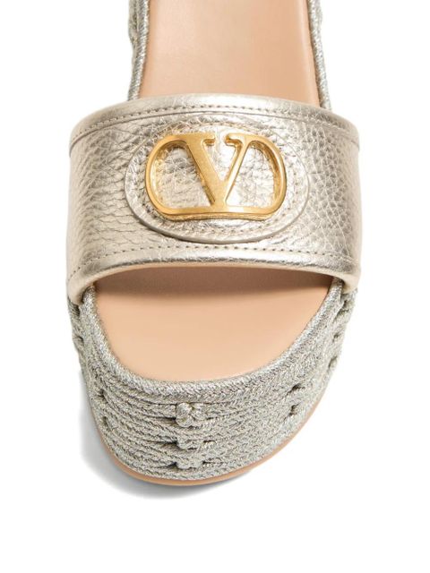 Valentino Garavani VLogo Signature wedge sandals - Neutrals